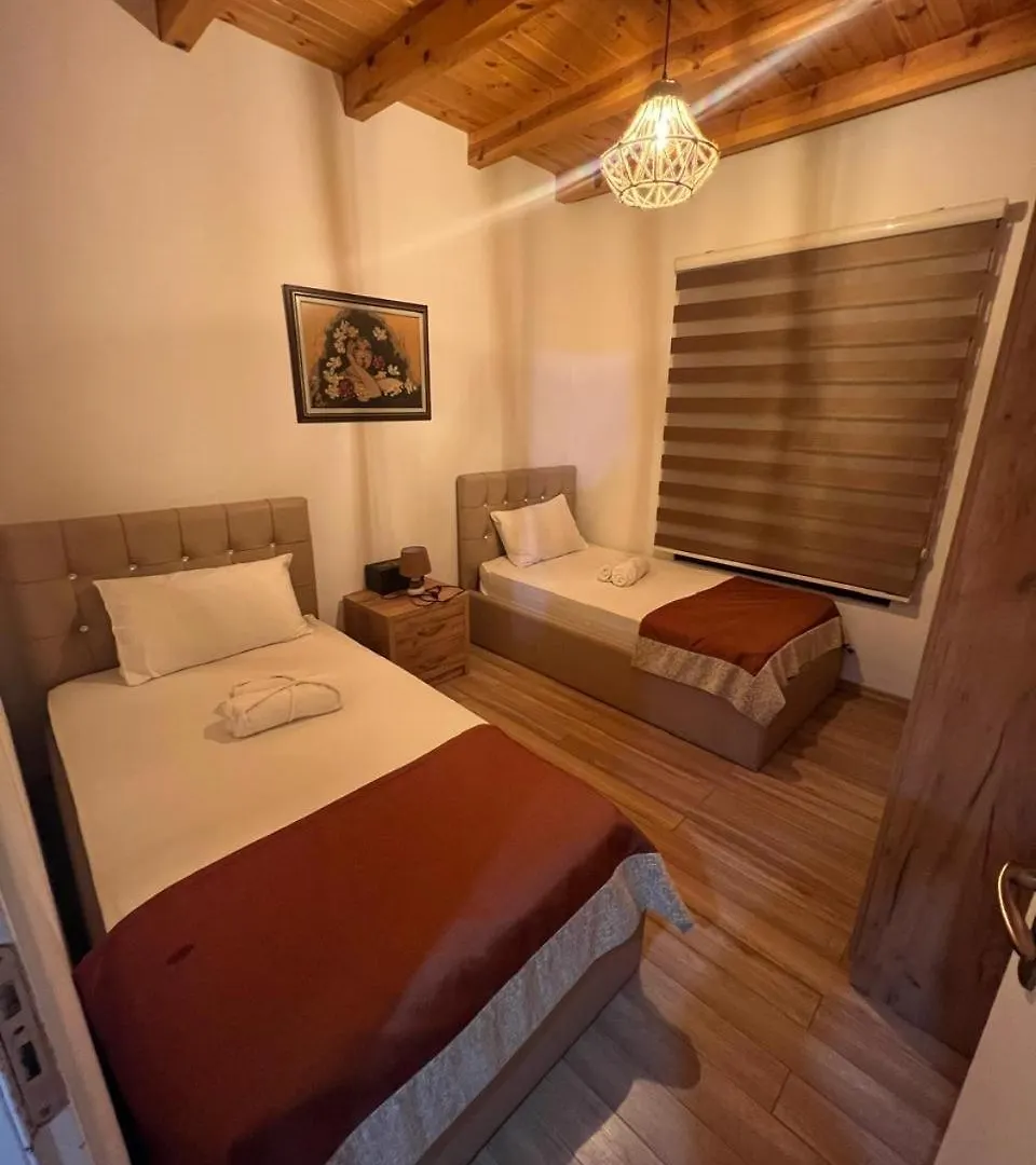 Saselisht Harmony 4 Bedroom Villa Pogradec Albania